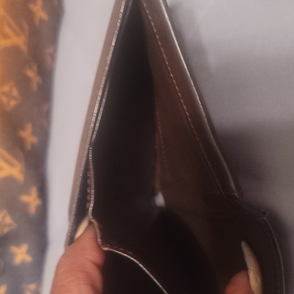 Authentic men wallet - Picture 4 of 8